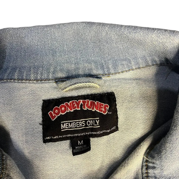 Looney Tunes Members Only Women's Medium Denim Painted‎ Cropped Jacket - Picture 4 of 5